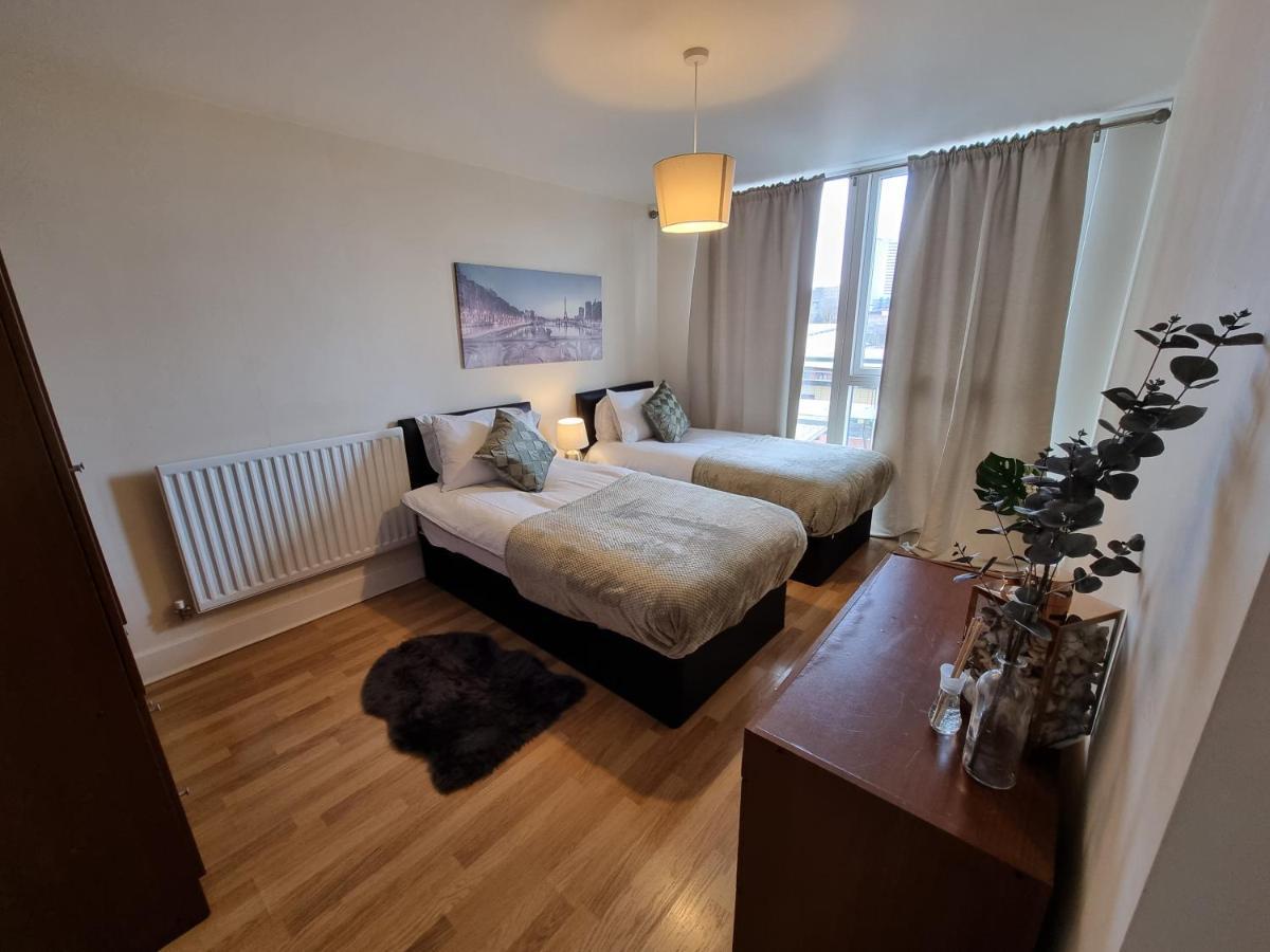 Cosy 2 Bedroom Apartment By One Choice Stays Serviced Accommodation Birmingham - City Centre - Wifi Exterior photo